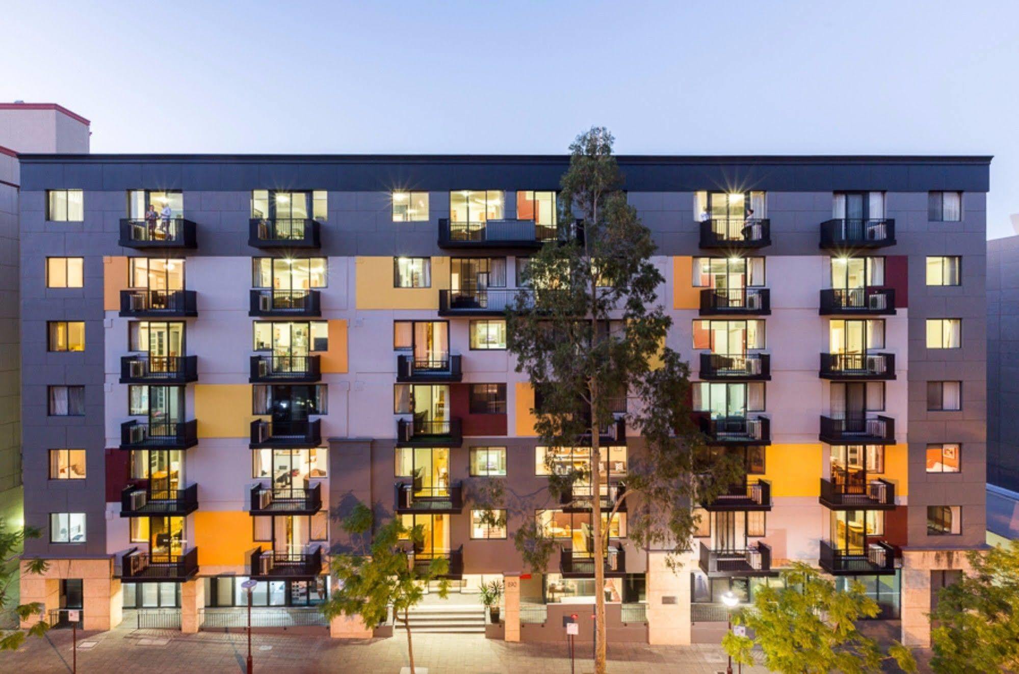 Mont Clare Boutique Apartments Perth Eksteriør billede