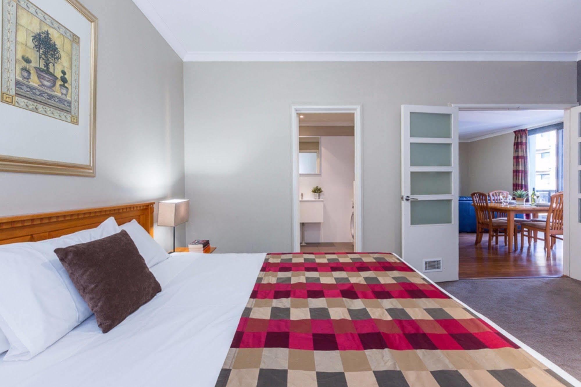 Mont Clare Boutique Apartments Perth Eksteriør billede